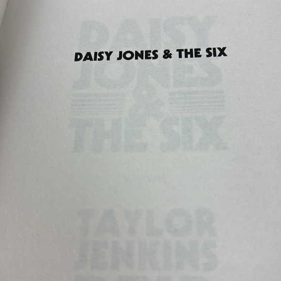 Daisy Jones & The Six Paperback Book - Taylor Jenkins Reid Paperback - Picture 5 of 7